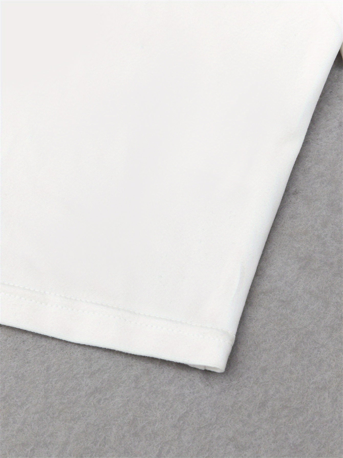 Kurzarm-T-Shirt mit verspieltem Pfotenabdruck