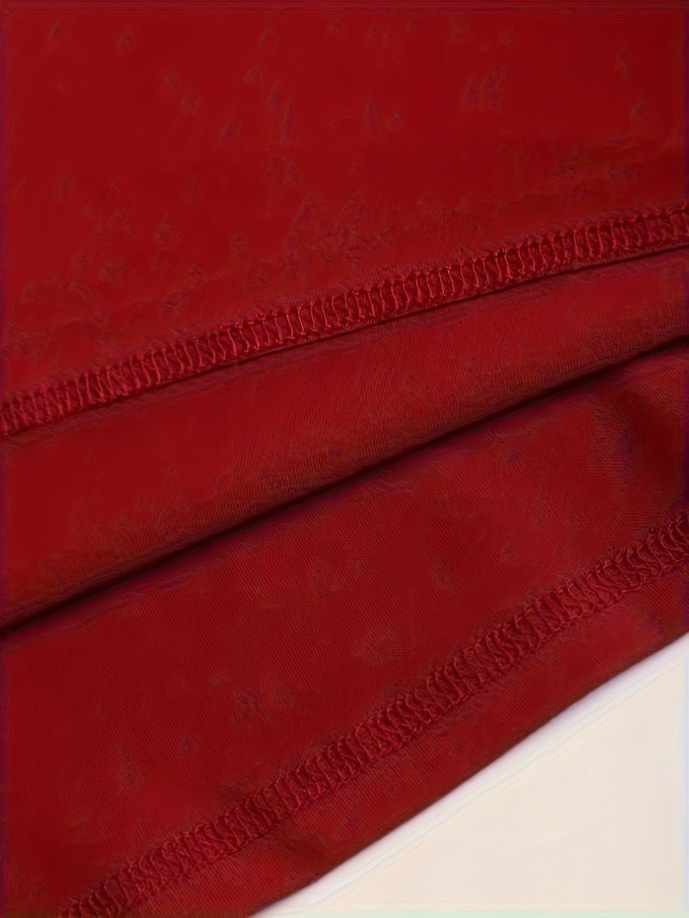 Set aus drei stylischen T-Shirts